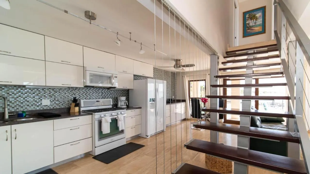 Holiday home Seven Mile View Condo #1 West Bay