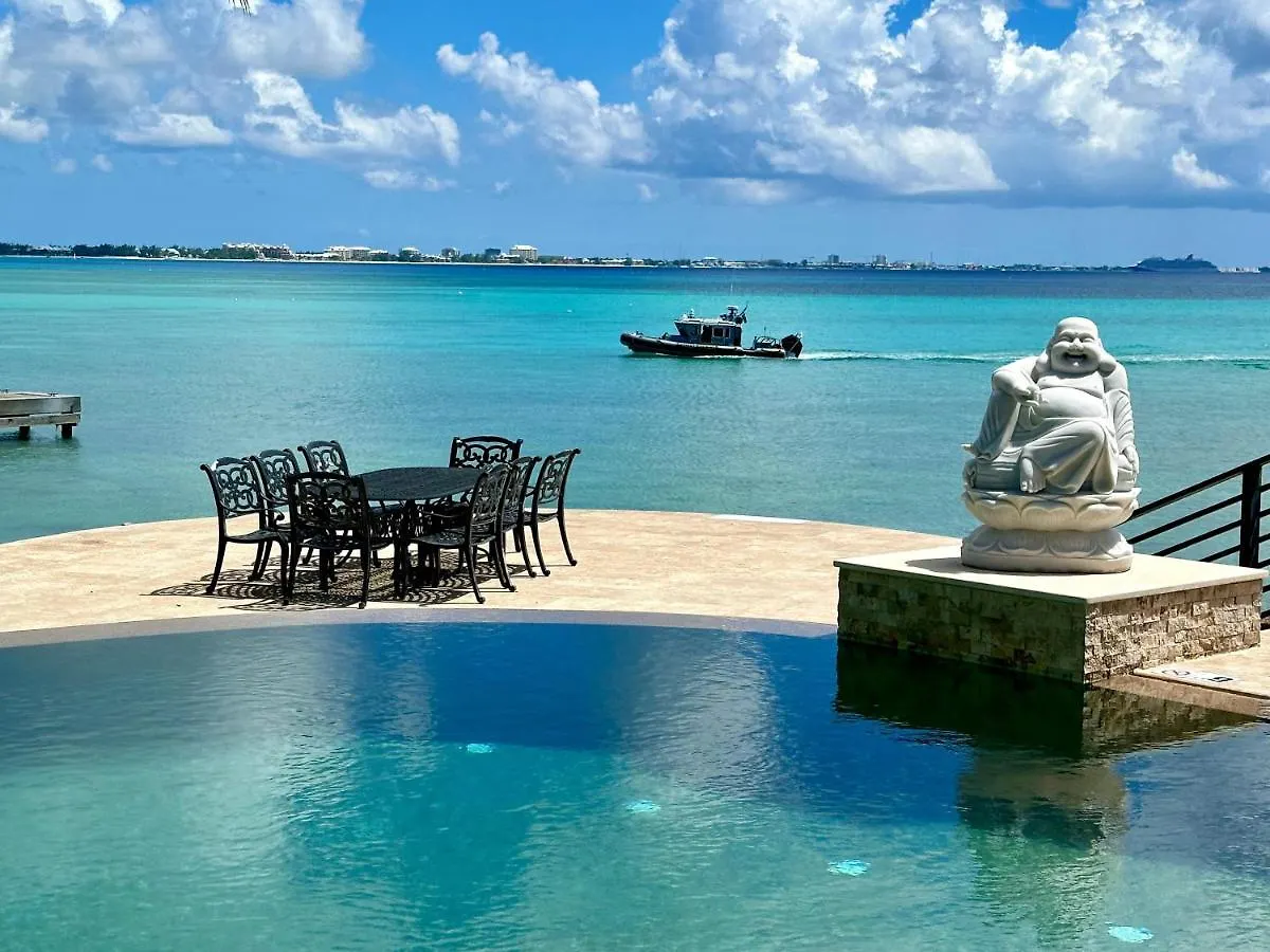 Holiday home Seven Mile View Condo #1 West Bay Cayman Islands