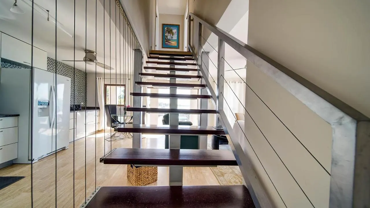 Holiday home Seven Mile View Condo #1 West Bay