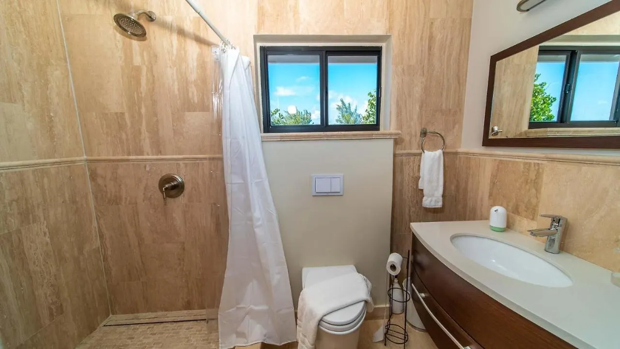 Seven Mile View Condo #1 West Bay Holiday home