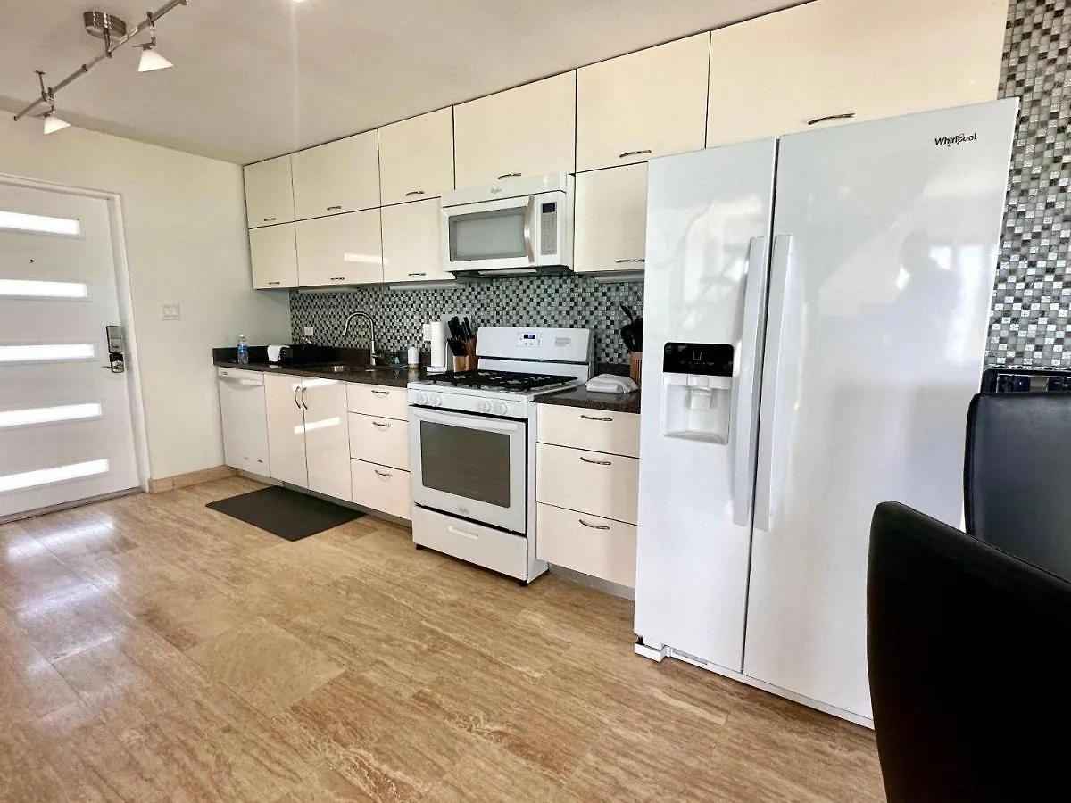 Holiday home Seven Mile View Condo #1 West Bay