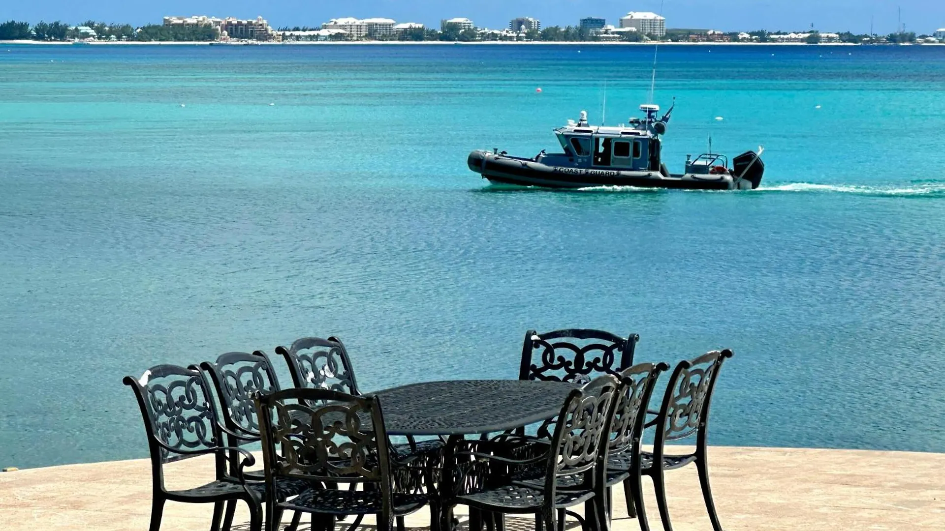 Seven Mile View Condo #1 West Bay Holiday home